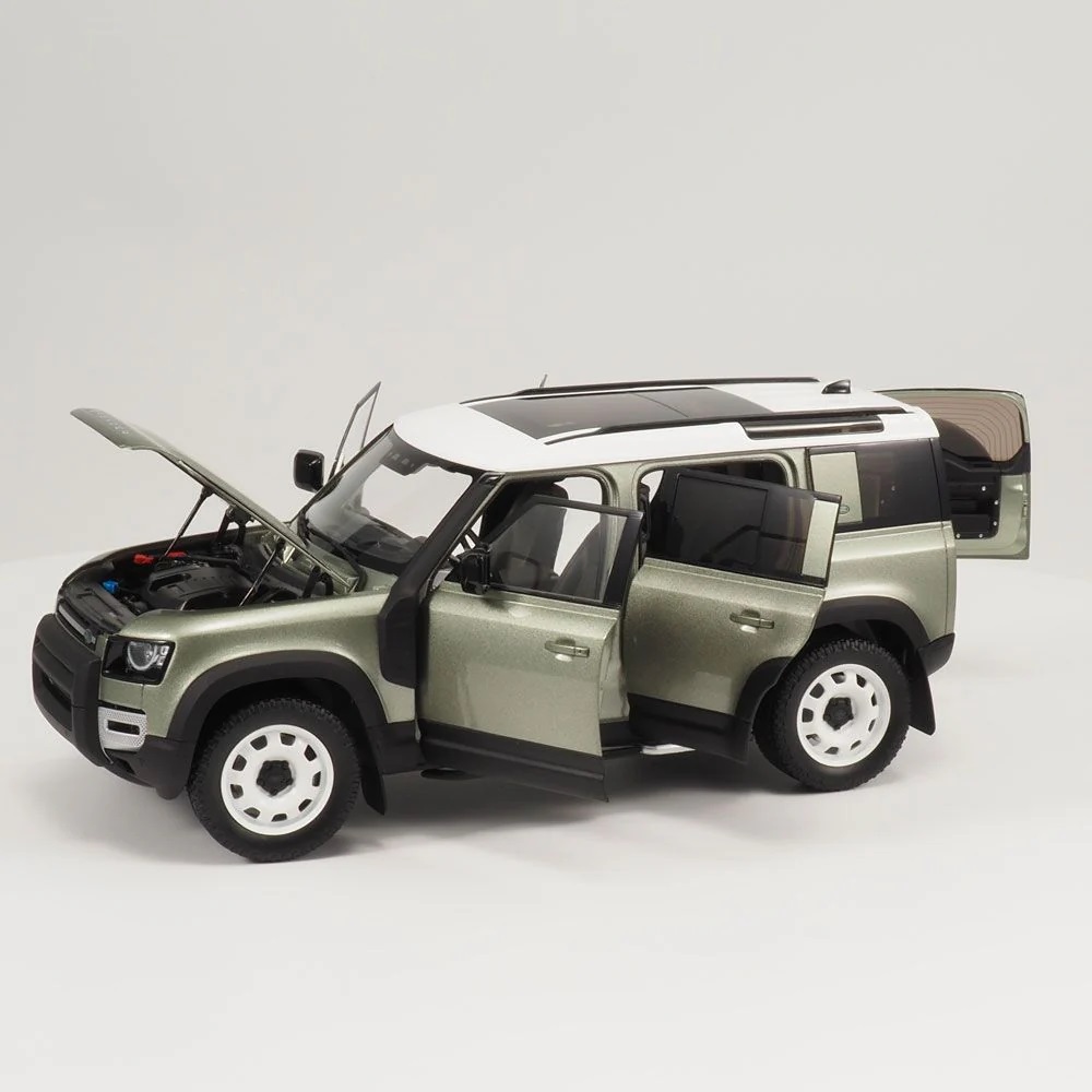 Picture of Defender 110 Model 1:18 Scale