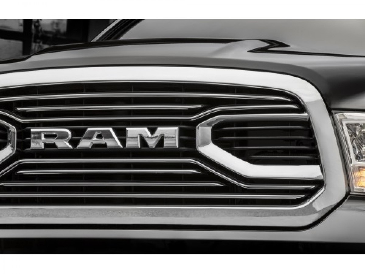 Picture of Grille with Emblem for RAM 1500