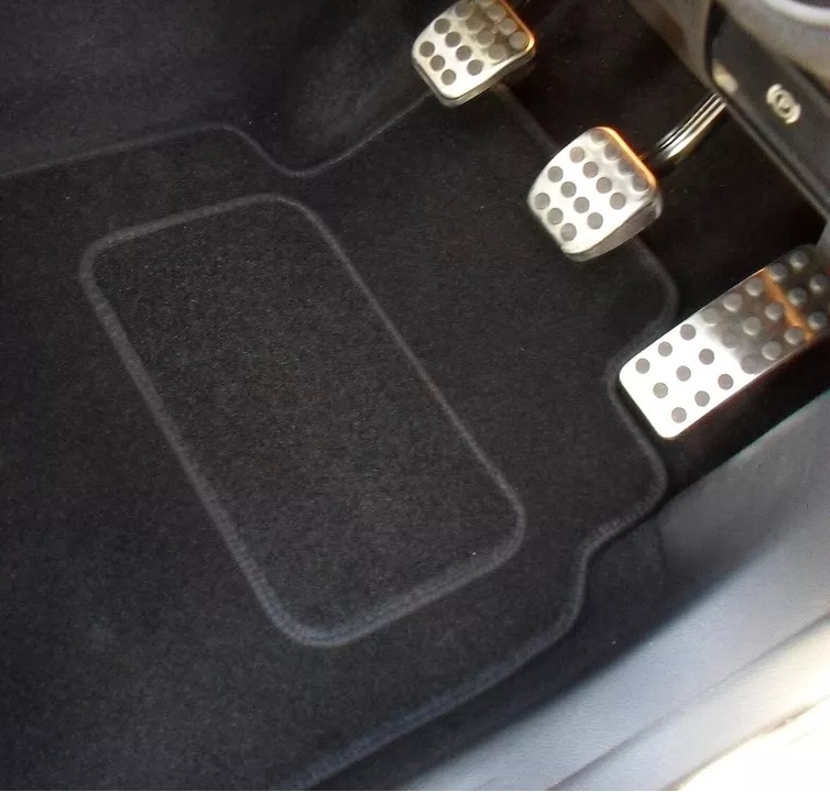 Picture of Front Carpet Floor Mats for Renault Kangoo