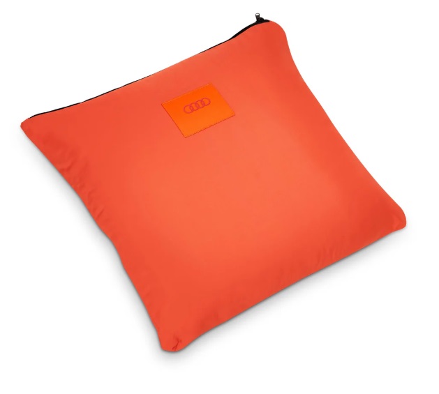 Picture of Audi Quilted Picnic Blanket