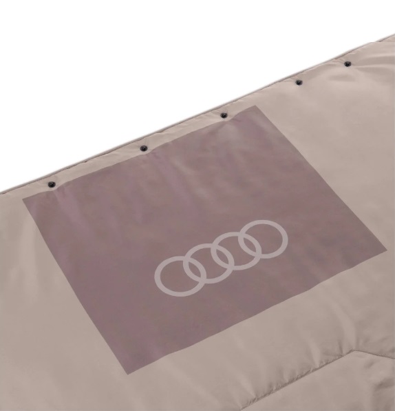 Picture of Audi Quilted Picnic Blanket
